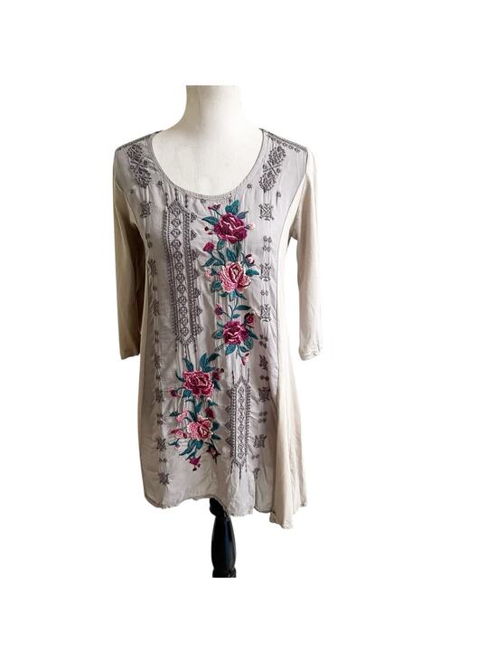 Embroidered Tunic Top Size Small · Johnny Was — photo 1 of 1